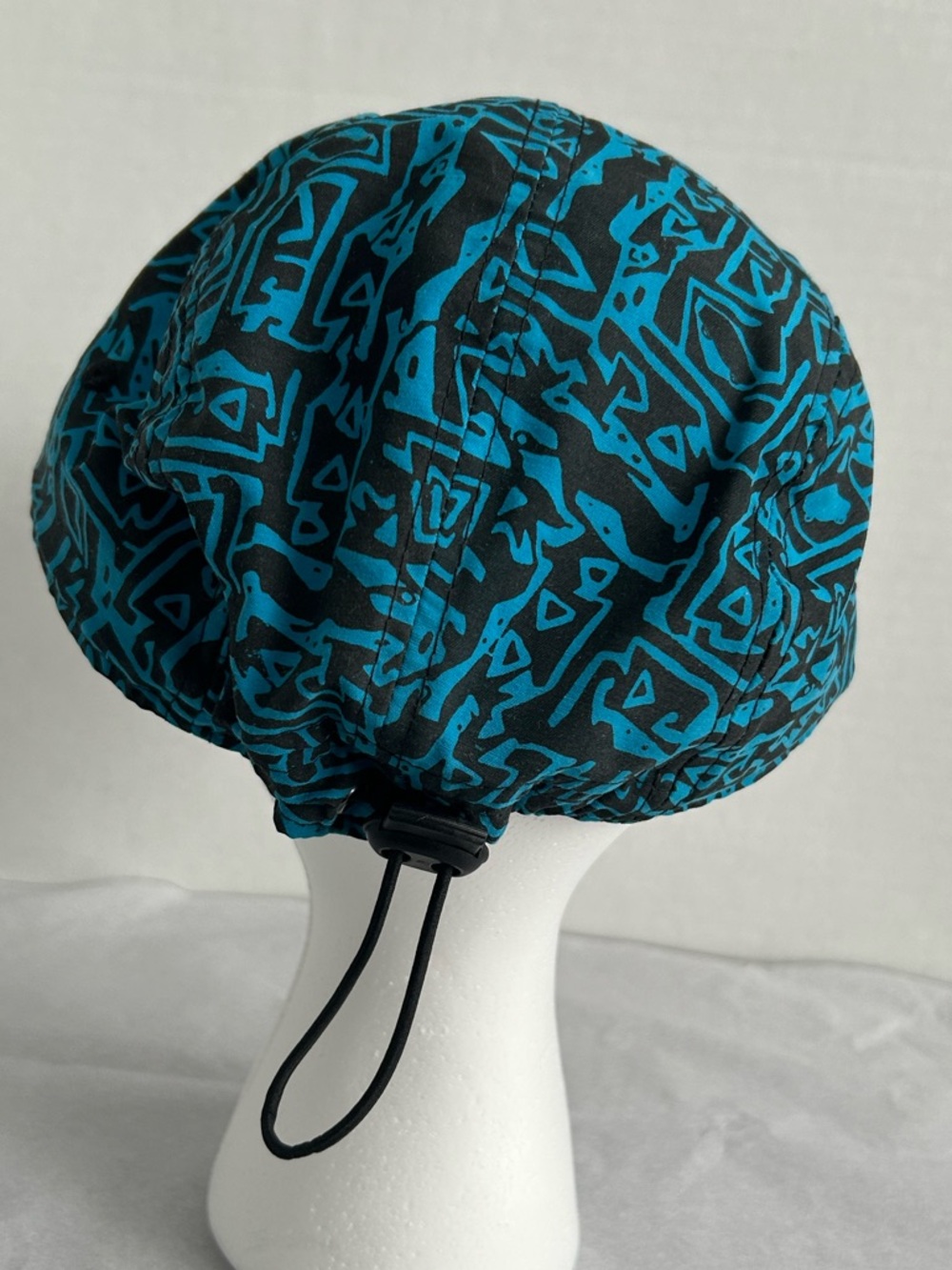 Vans Teal Patterned 5-Panel Hat with Black Brim - Picture 4 of 8